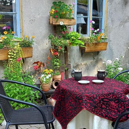 Villa Ou Apartments Pärnu Kültér fotó
